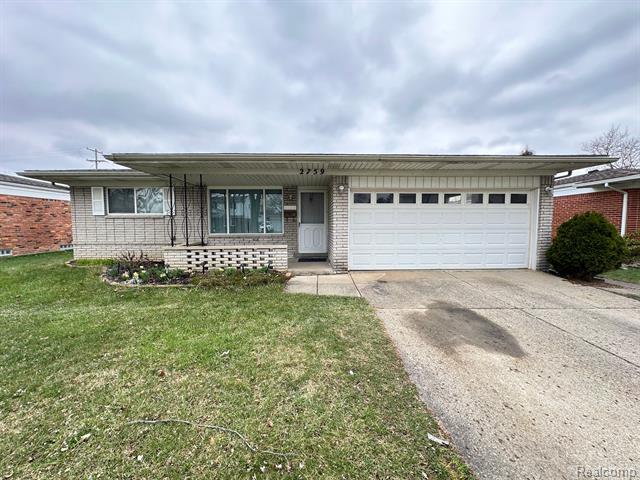 front view picture of 2759 Saratoga Dr, Troy, MI. 48083
