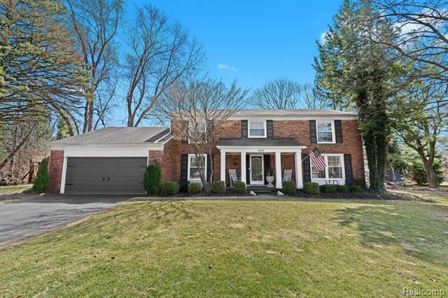 front view picture of 856 Thorntree Ct, Bloomfield Hills, MI. 48304