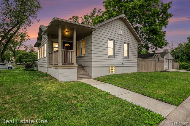front view picture of 1199 Boyd St, Troy, MI. 48083