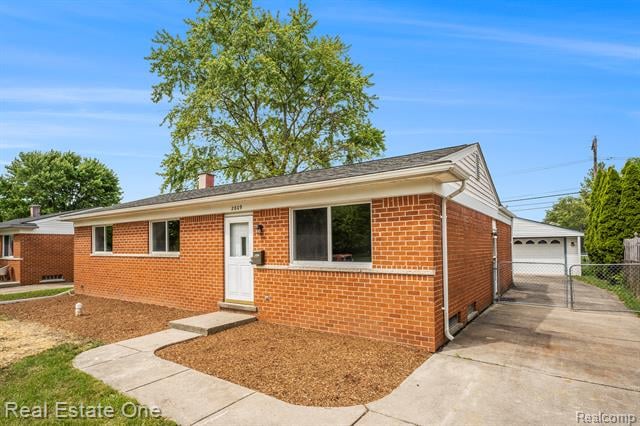 front view picture of 2809 Sparta Dr, Troy, MI. 48083