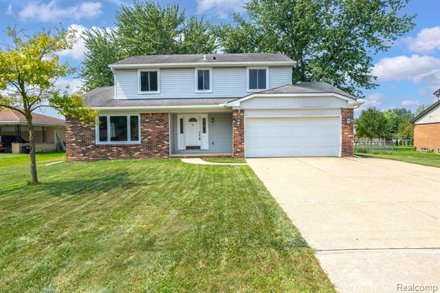 front view picture of 3669 Fernleigh Dr, Troy, MI. 48083