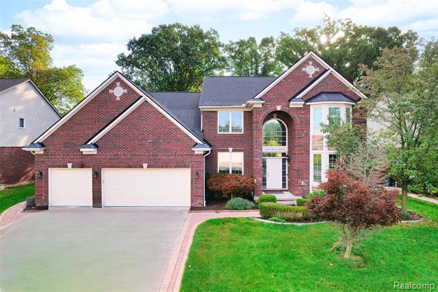 front view picture of 3786 Mesa Dr, Troy, MI. 48083