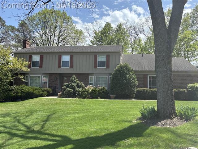 front view picture of 458 Steeple Chase Ct, Bloomfield Hills, MI. 48304