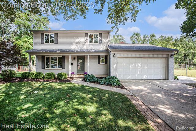 front view picture of 4238 Greensboro Dr, Troy, MI. 48085