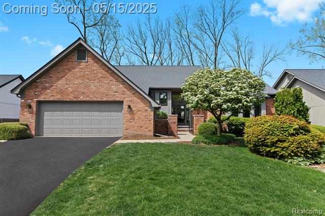 front view picture of 1263 Westboro Dr, Birmingham, MI. 48009