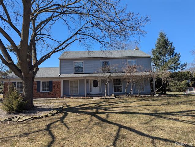front view picture of 4603 Hedgewood Dr, Bloomfield Hills, MI. 48301