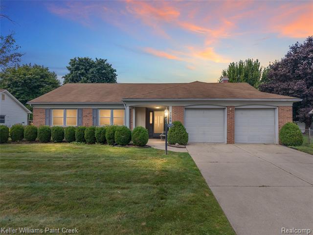 front view picture of 2389 Timmer Dr, Troy, MI. 48085