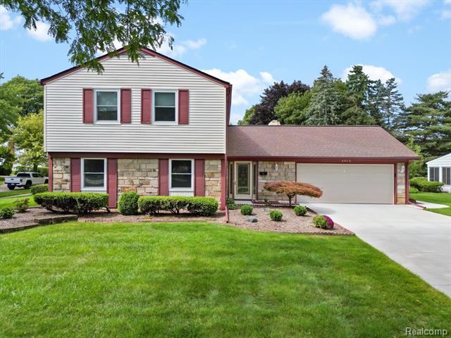 front view picture of 4915 Butler Dr, Troy, MI. 48085