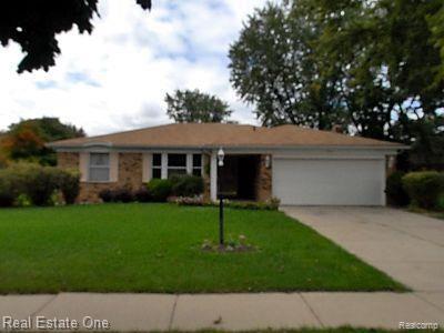 front view picture of 5255 Folkstone Dr, Troy, MI. 48085