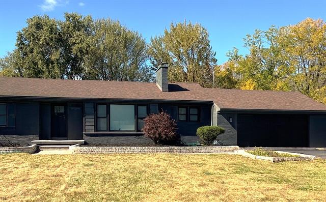 front view picture of 5681 Houghten St, Troy, MI. 48098