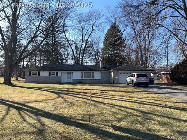front view picture of 5781 Wright St, Troy, MI. 48098