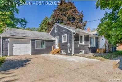 front view picture of 6103 Rochester Rd, Troy, MI. 48085