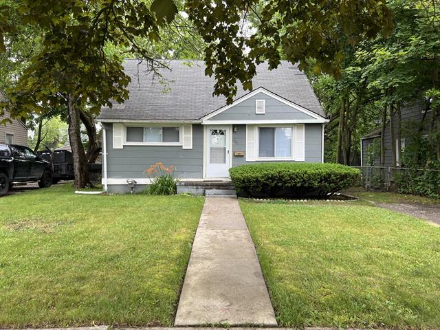 front view picture of 470 Fildew Ave, Pontiac, MI. 48341