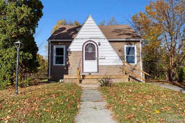 front view picture of 256 Cedardale Ave, Pontiac, MI. 48341