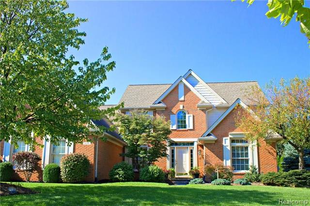 front view picture of 6591 Tree Knoll Dr, Troy, MI. 48098