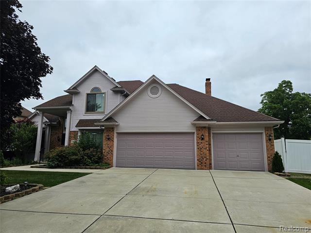 front view picture of 6942 Norton Dr, Troy, MI. 48085