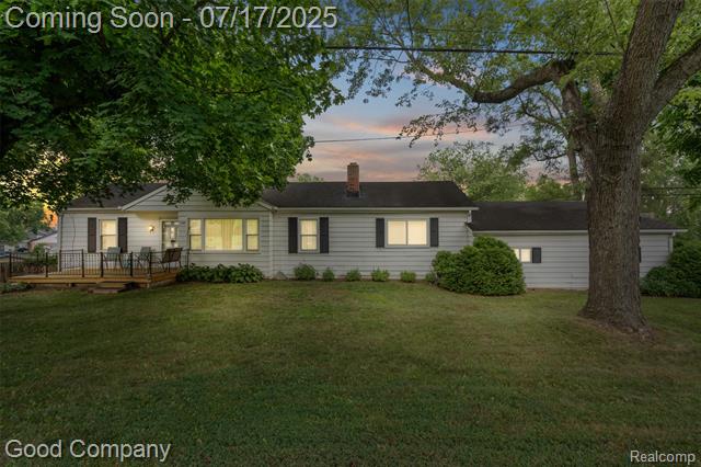 front view picture of 265 S Grey Rd, Auburn Hills, MI. 48326