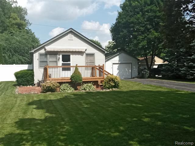 front view picture of 3923 Donley Ave, Rochester, MI. 48309