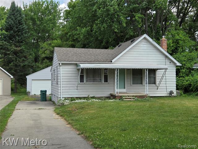 front view picture of 3213 Henrydale St, Auburn Hills, MI. 48326
