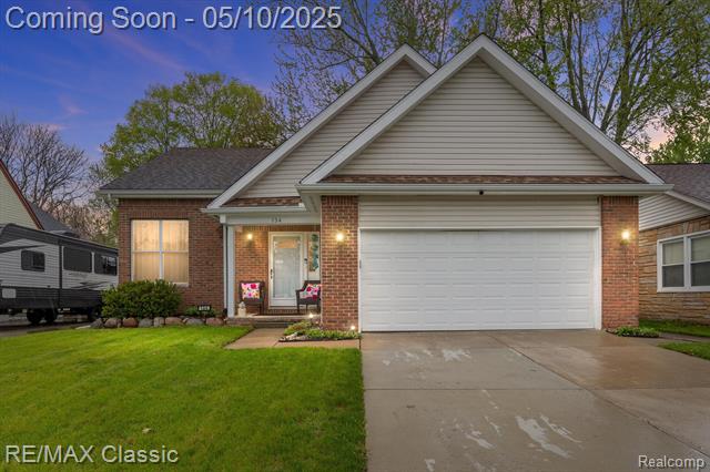 front view picture of 134 Cherryland St, Auburn Hills, MI. 48326