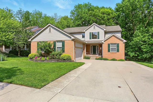 front view picture of 2729 Long Meadow Ln, Rochester, MI. 48307