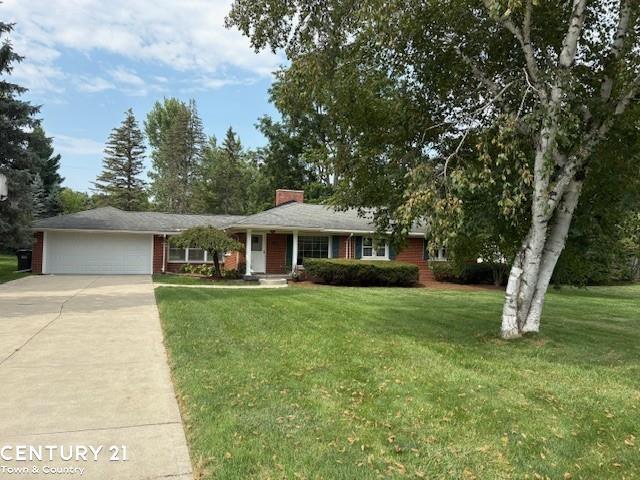 front view picture of 120 Montmorency Rd, Rochester, MI. 48307