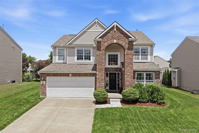front view picture of 3849 Silver Charm Lane, Howell, MI. 48843