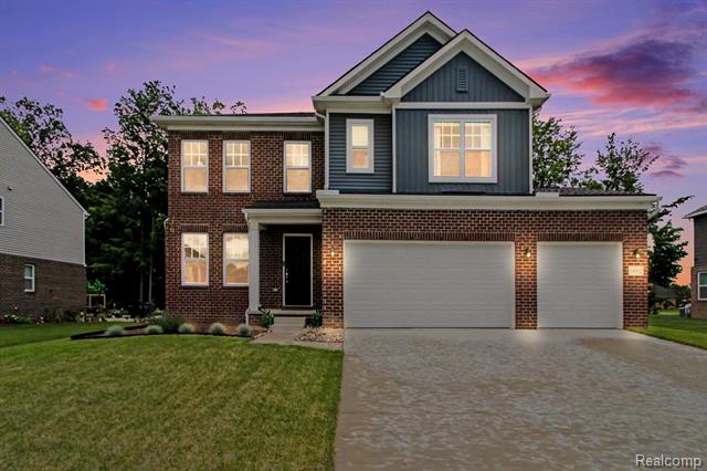 front view picture of 14502 Laurelwood Drive, Belleville, MI. 48111