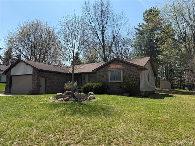 front view picture of 3828 Winding Pine Drive, Metamora, MI. 48455