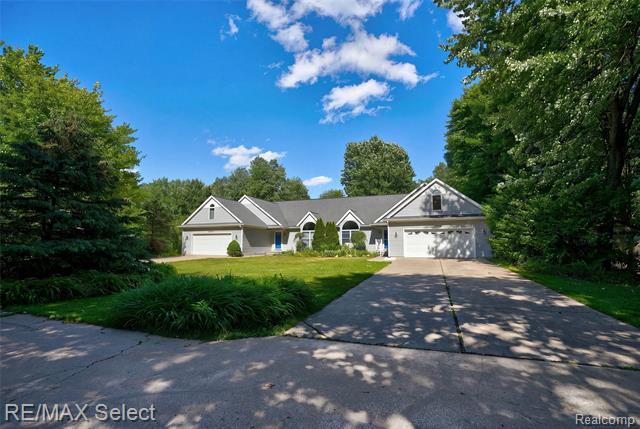 front view picture of 6500 N Seymour Road, Flushing, MI. 48433