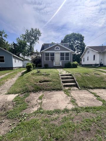 front view picture of 2642 Bow Street, Jackson, MI. 49203
