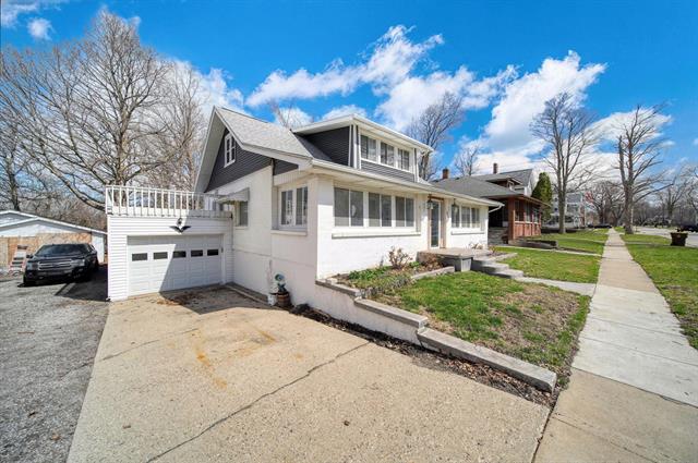 front view picture of 125 State Street, Eaton Rapids, MI. 48827