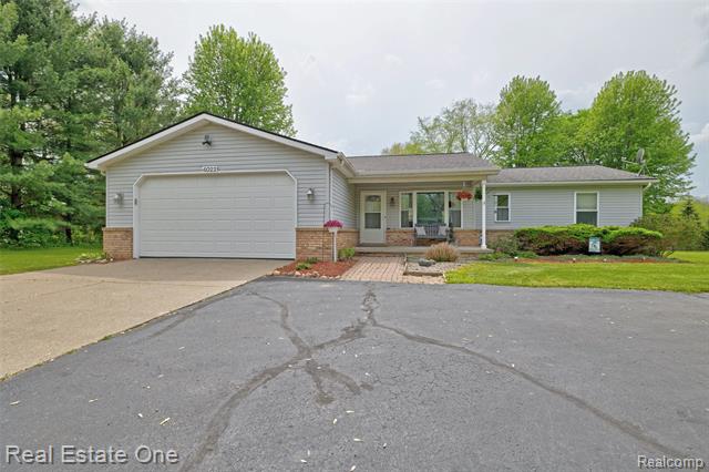 front view picture of 4022 Hadley Road, Metamora, MI. 48455