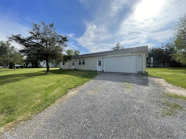 front view picture of 12912 Kelley Road, Brooklyn, MI. 49230