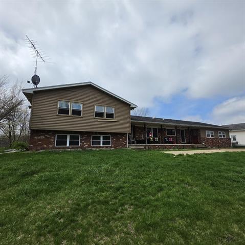 front view picture of 10650 Lawrence Road, Brooklyn, MI. 49230