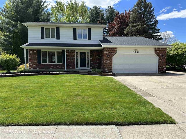 front view picture of 312 Sunrise Drive, Flushing, MI. 48433