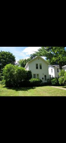 front view picture of 318 Ives Avenue, Big Rapids, MI. 49307