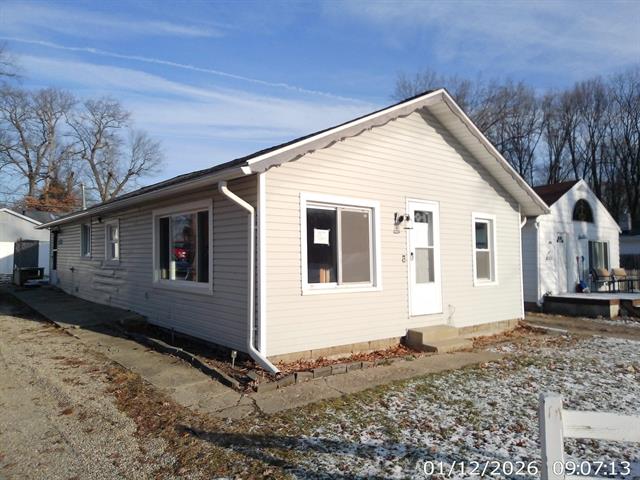 front view picture of 504 Wilbur Avenue, Brooklyn, MI. 49230