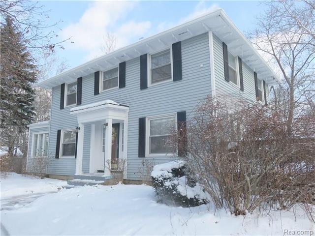 front view picture of 2577 John R Rd, Rochester, MI. 48307