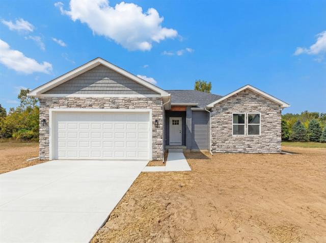front view picture of 3576 Clinton Way, Jackson, MI. 49201