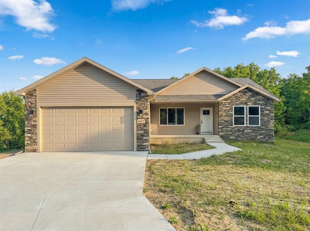front view picture of 3564 Clinton Way, Jackson, MI. 49201