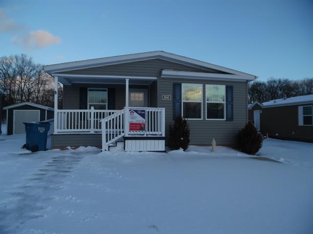 front view picture of 3995 Sherwood Lakes Boulevard, Jackson, MI. 49201
