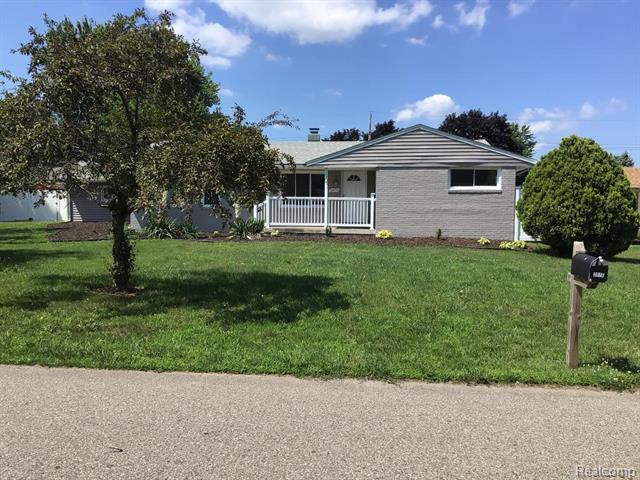 front view picture of 2075 Gulliver Dr, Troy, MI. 48085
