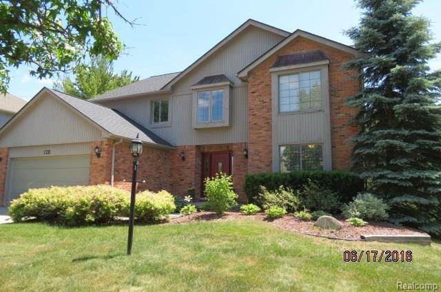 front view picture of 1335 Bembridge Dr, Rochester, MI. 48307