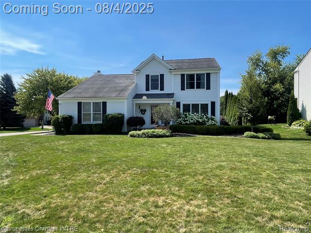 front view picture of 642 Whitney Dr, Rochester, MI. 48307