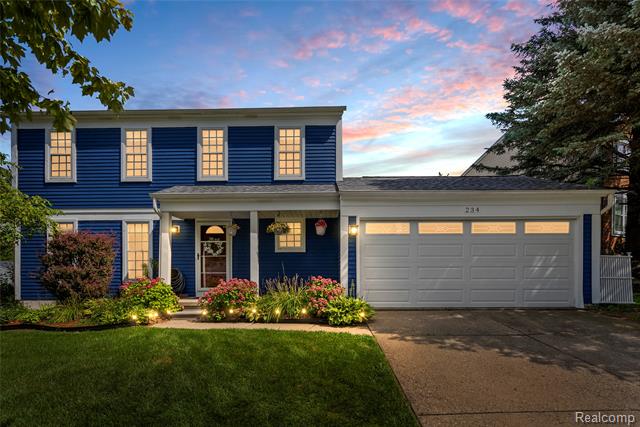 front view picture of 234 Whitney Dr, Rochester, MI. 48307