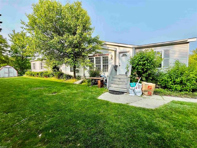front view picture of 2700 Shimmons Rd, Auburn Hills, MI. 48326