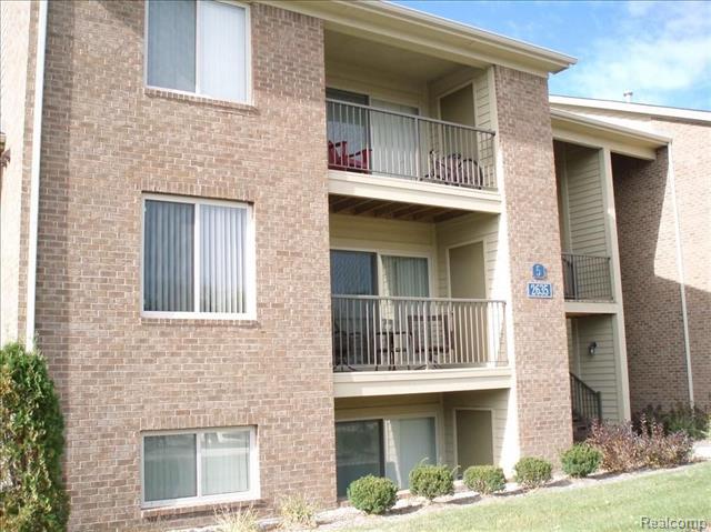 front view picture of 2635 Greenstone Blvd, Auburn Hills, MI. 48326