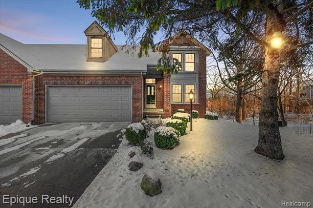 front view picture of 254 Marmoor Ct, Rochester, MI. 48309