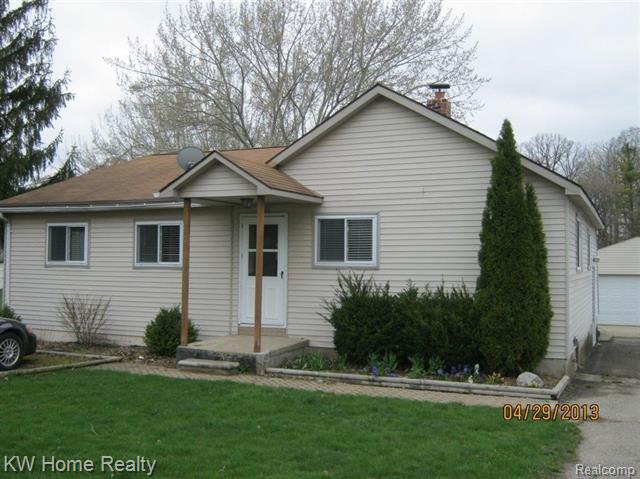 front view picture of 3469 Taylor Ct, Auburn Hills, MI. 48326